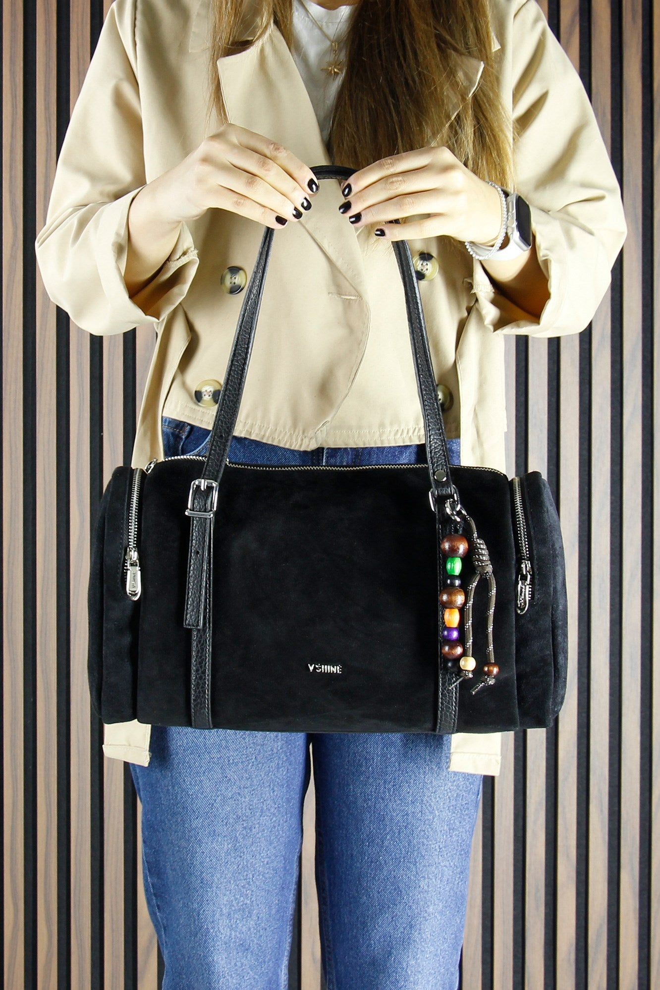 (VSN5020OC) Siyah Hakiki Dana Süet Fermuarlı Üç Bölmeli Boncuk Aksesuarlı Günlük Büyük Boy Omuz Çantası