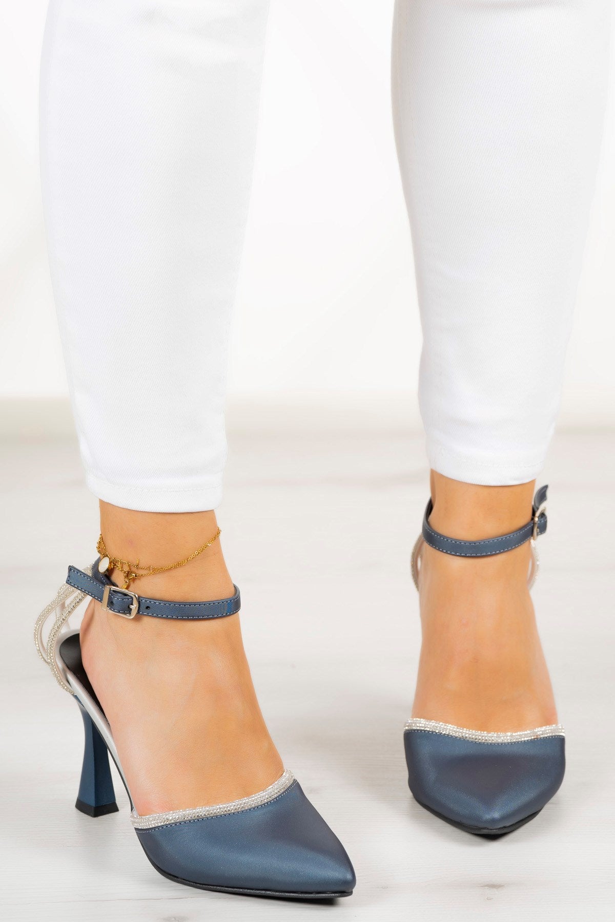 Martina Lacivert Saten Taşlı Abiye Ayakkabı