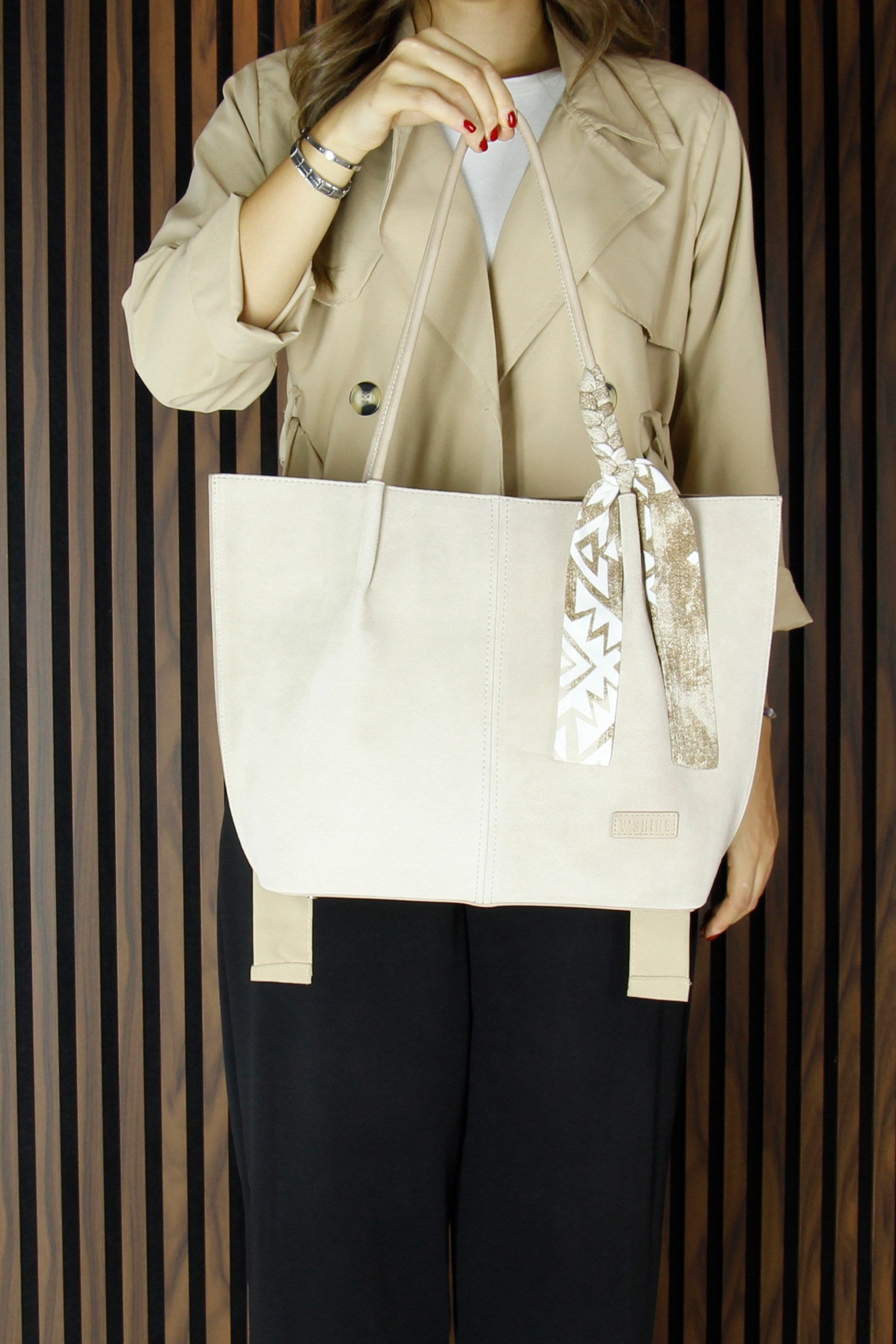 (VSN3093OC) Bej Hakiki Dana Süet Manyetik Kapaklı Büyük Boy Günlük Omuz Çantası ve Askılı El Çantası