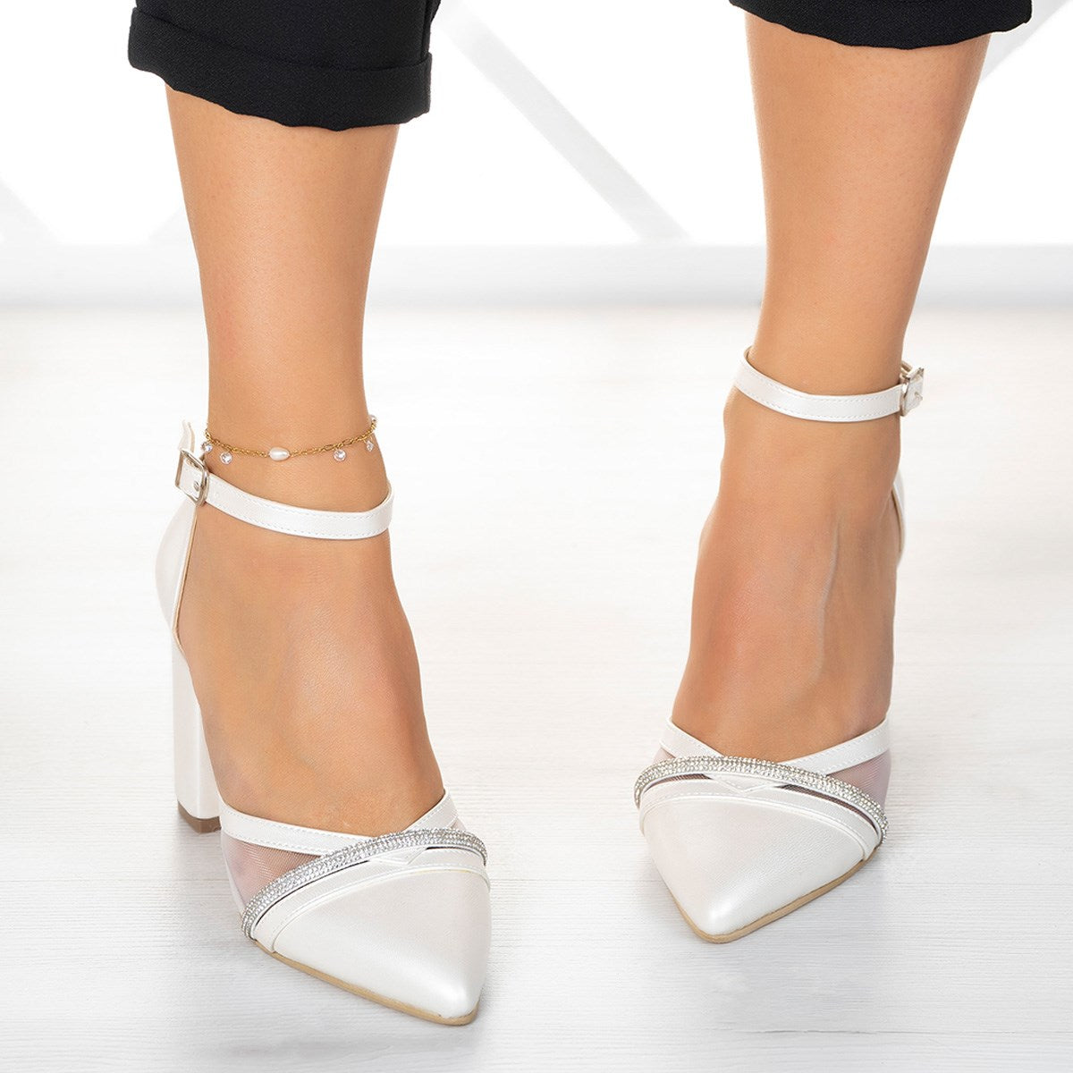 Molly Sedef Taşlı Fileli Kalın Topuklu Ayakkabı