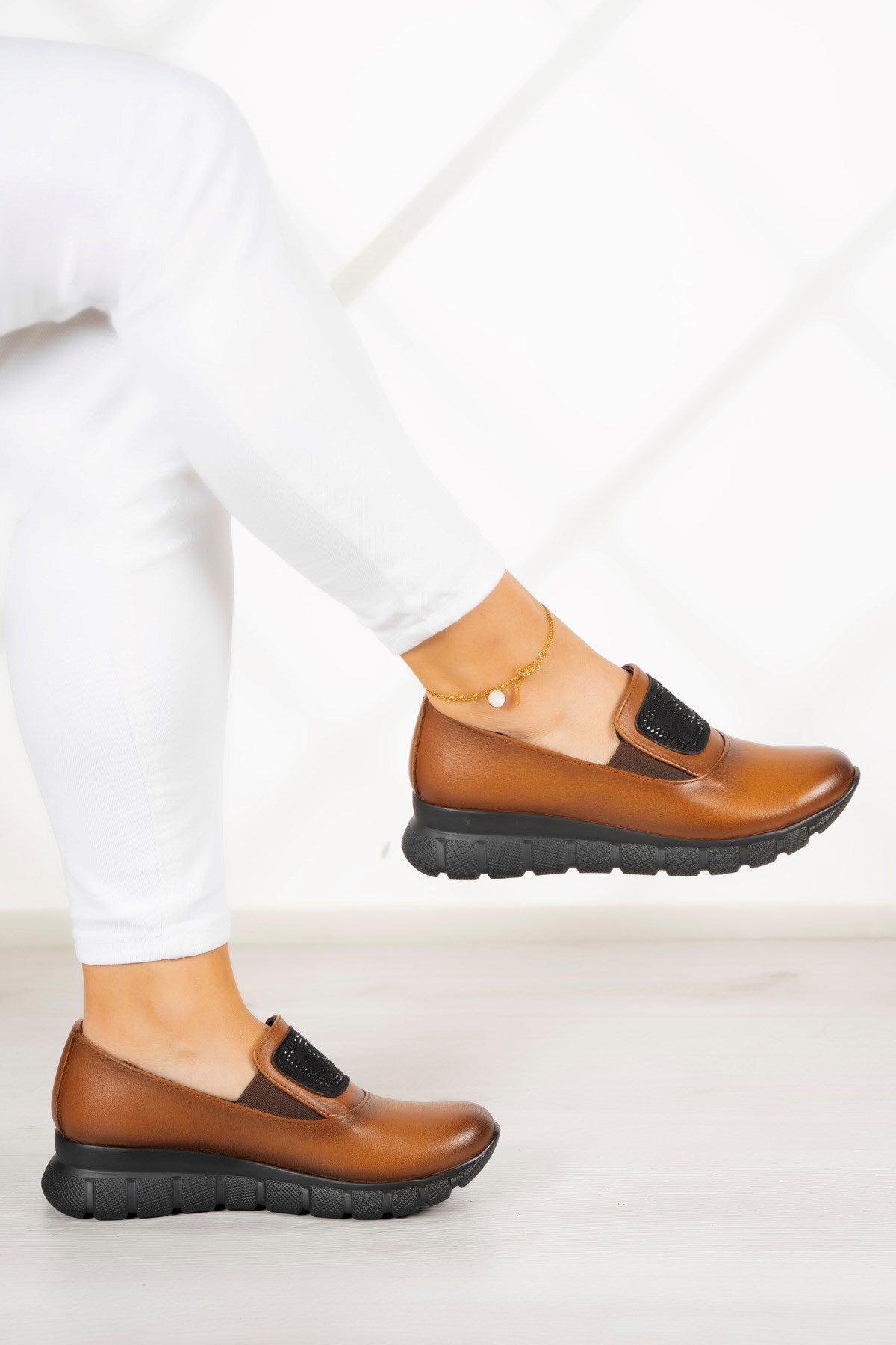 Morena Taba Hakiki Deri Taşlı Günlük Ayakkabı