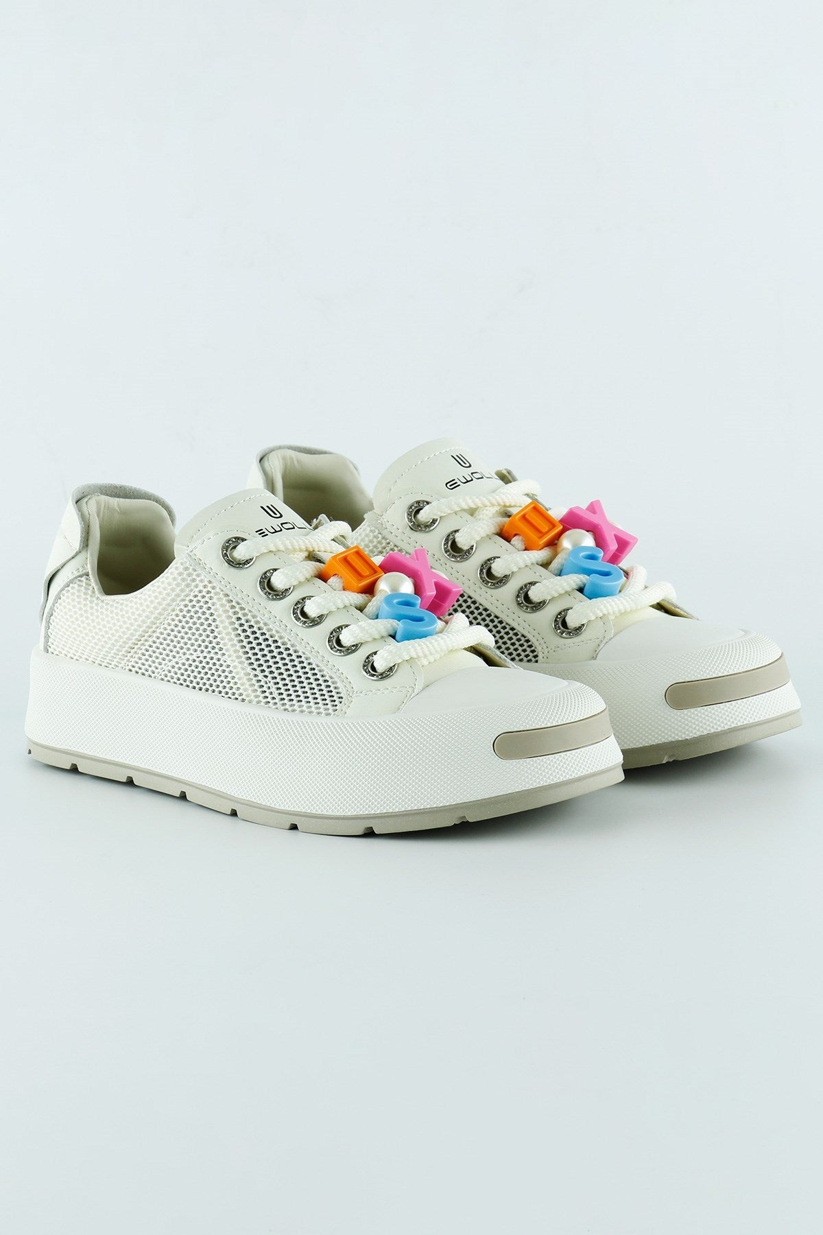 [5020] Bej Yüksek Taban Spor Fileli Harf Detaylı İncili Bağcıklı Platform Sneaker