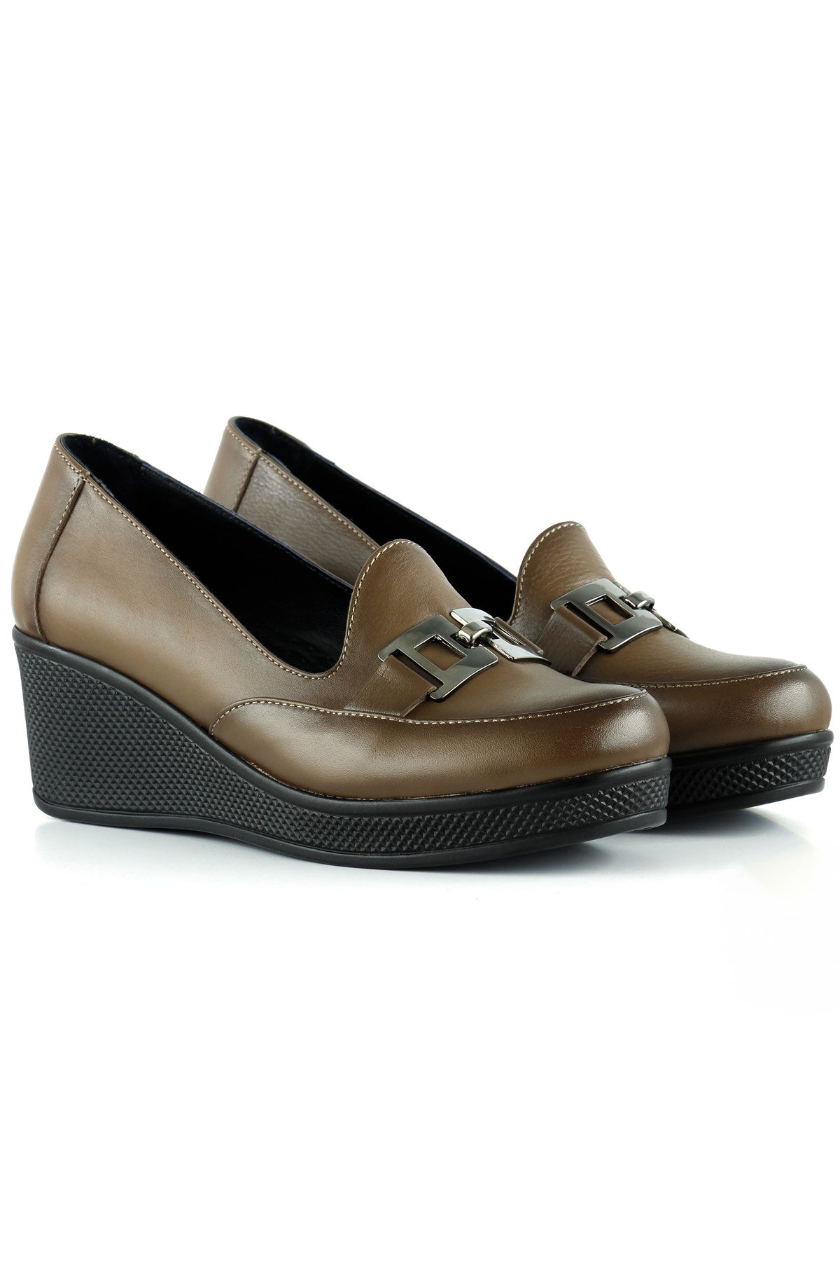 Dafne Kahverengi Hakiki Deri Tokalı Yuvarlak Burun Dolgu Topuklu Günlük Ayakkabı