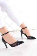 Liana Siyah Rugan Fileli Stiletto