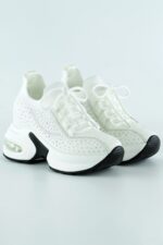 Beyaz Örgü Dokuma Kristal Taşlı Bağcıklı Hava Yastıklı Taban Gizli Dolgu Slip-on Sneaker